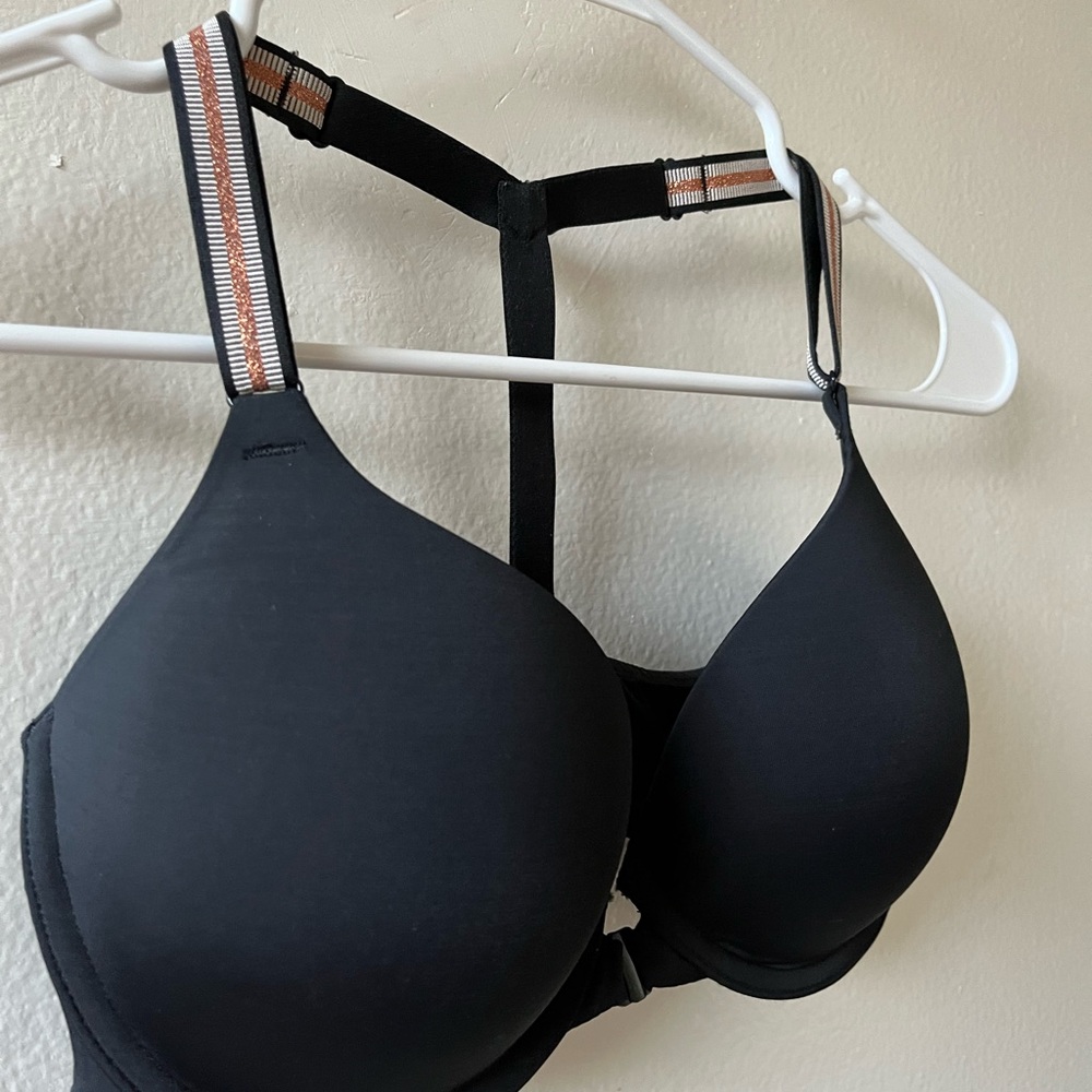 Bra - Picture 2 of 4